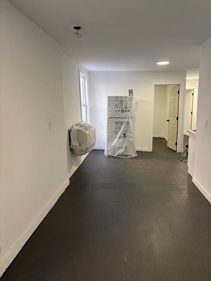 51 Main St - Photo 7 of 9