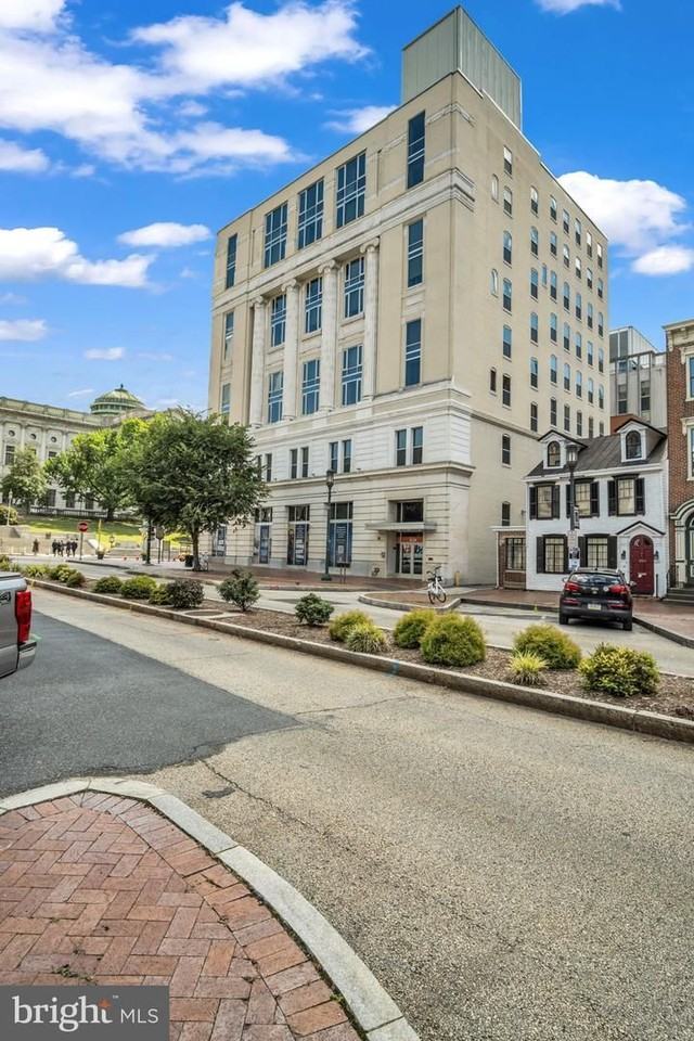 231 State St #606 - Photo 2 of 13