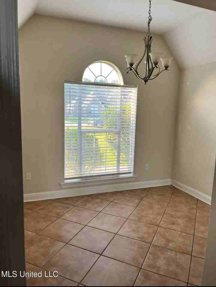 2917 Village Cir - Photo 7 of 7
