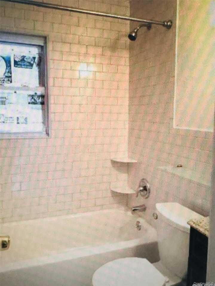 22 Gordon Ave - Photo 5 of 6
