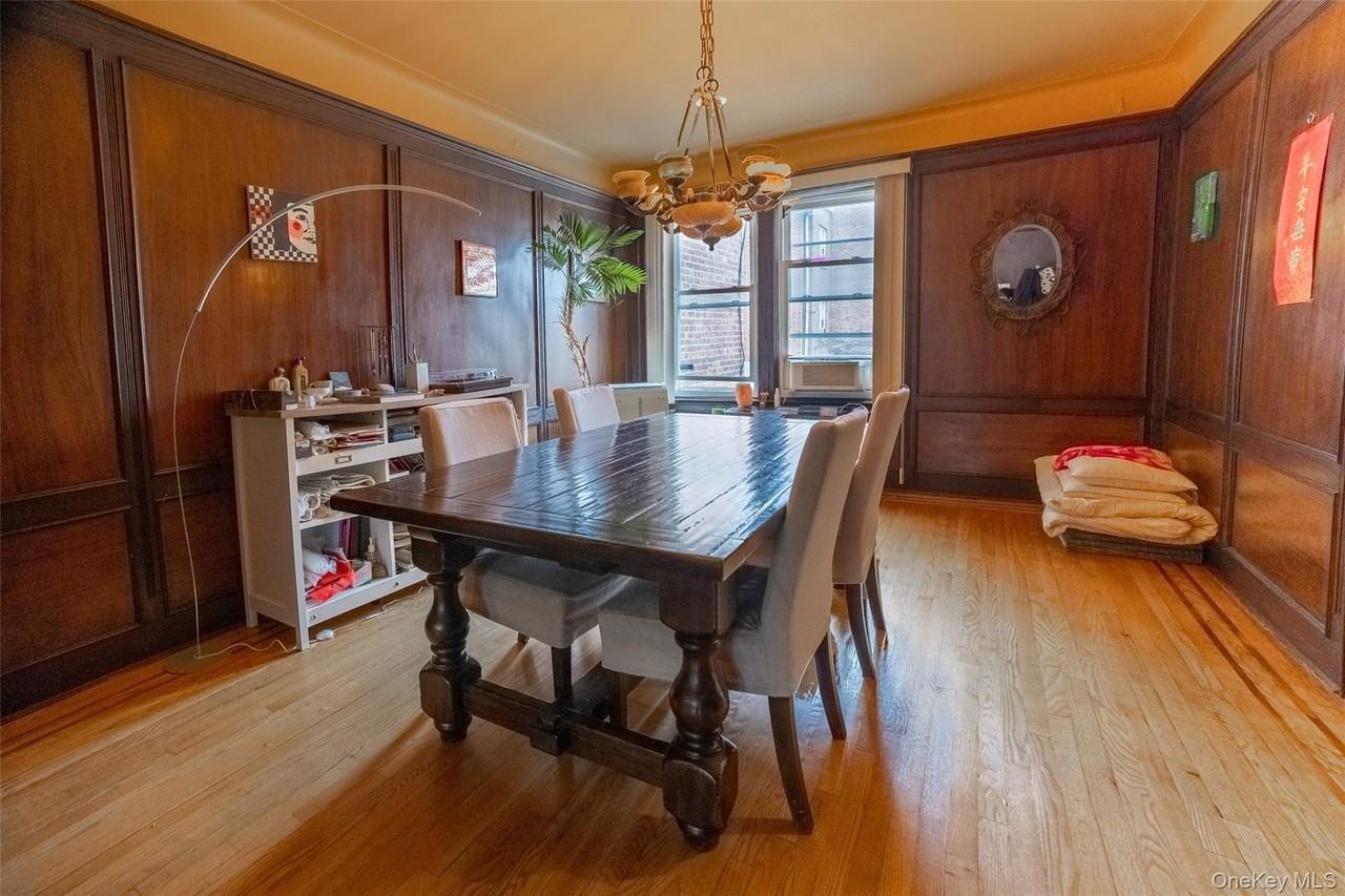 9414 68th Ave - Photo 4 of 16
