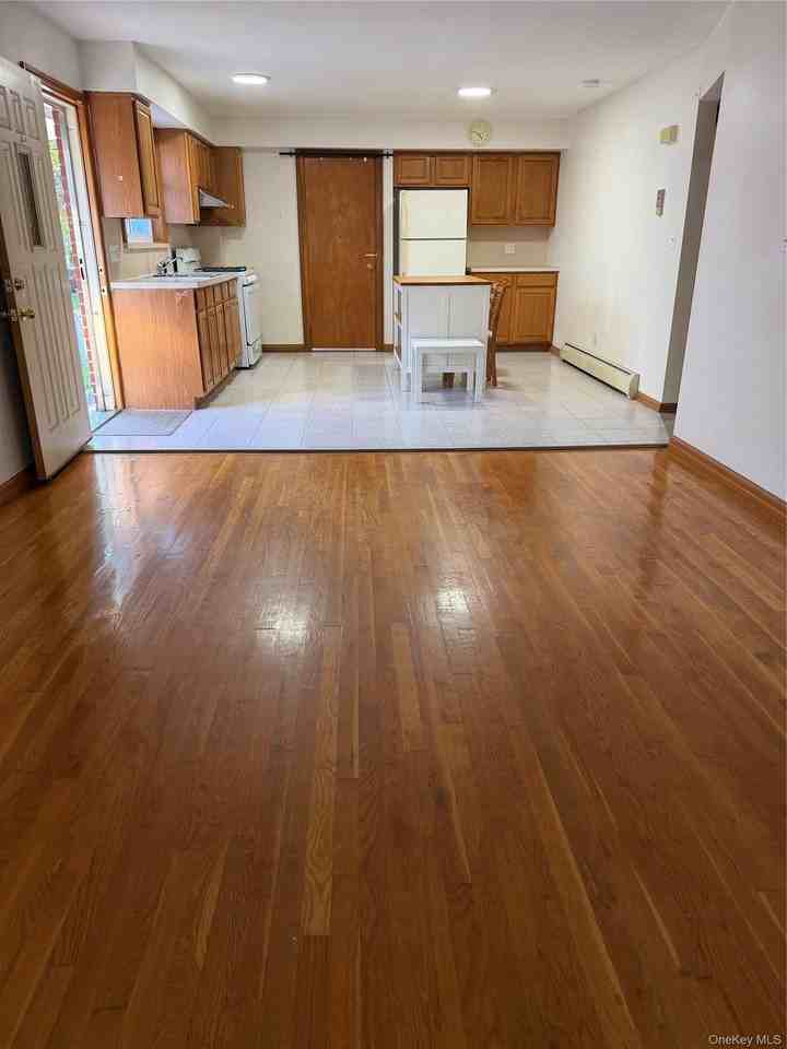 4131 219th St #1FL - Photo 5 of 7