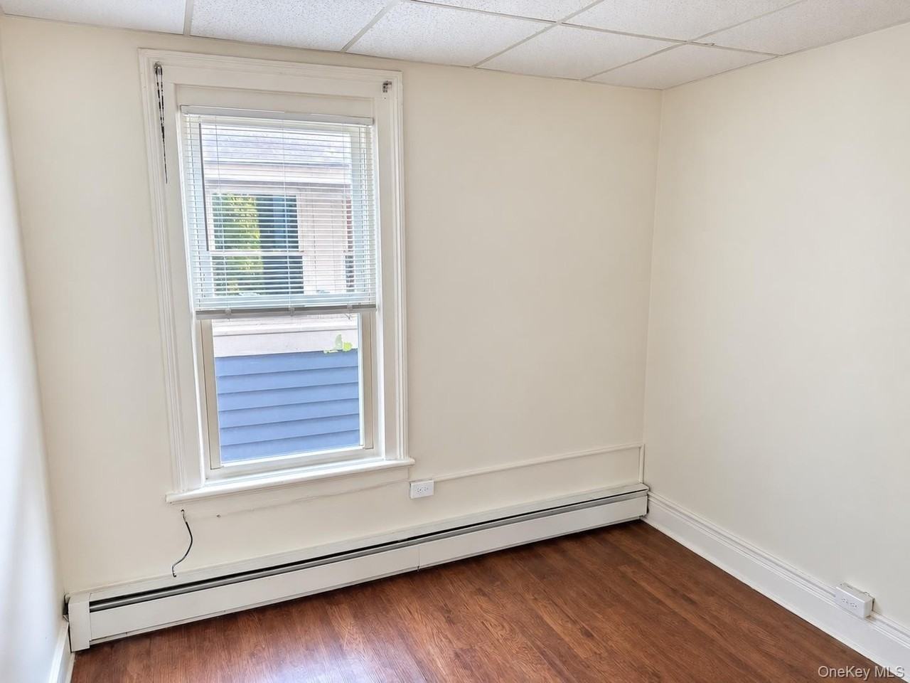 54 S Bridge St - Photo 6 of 11