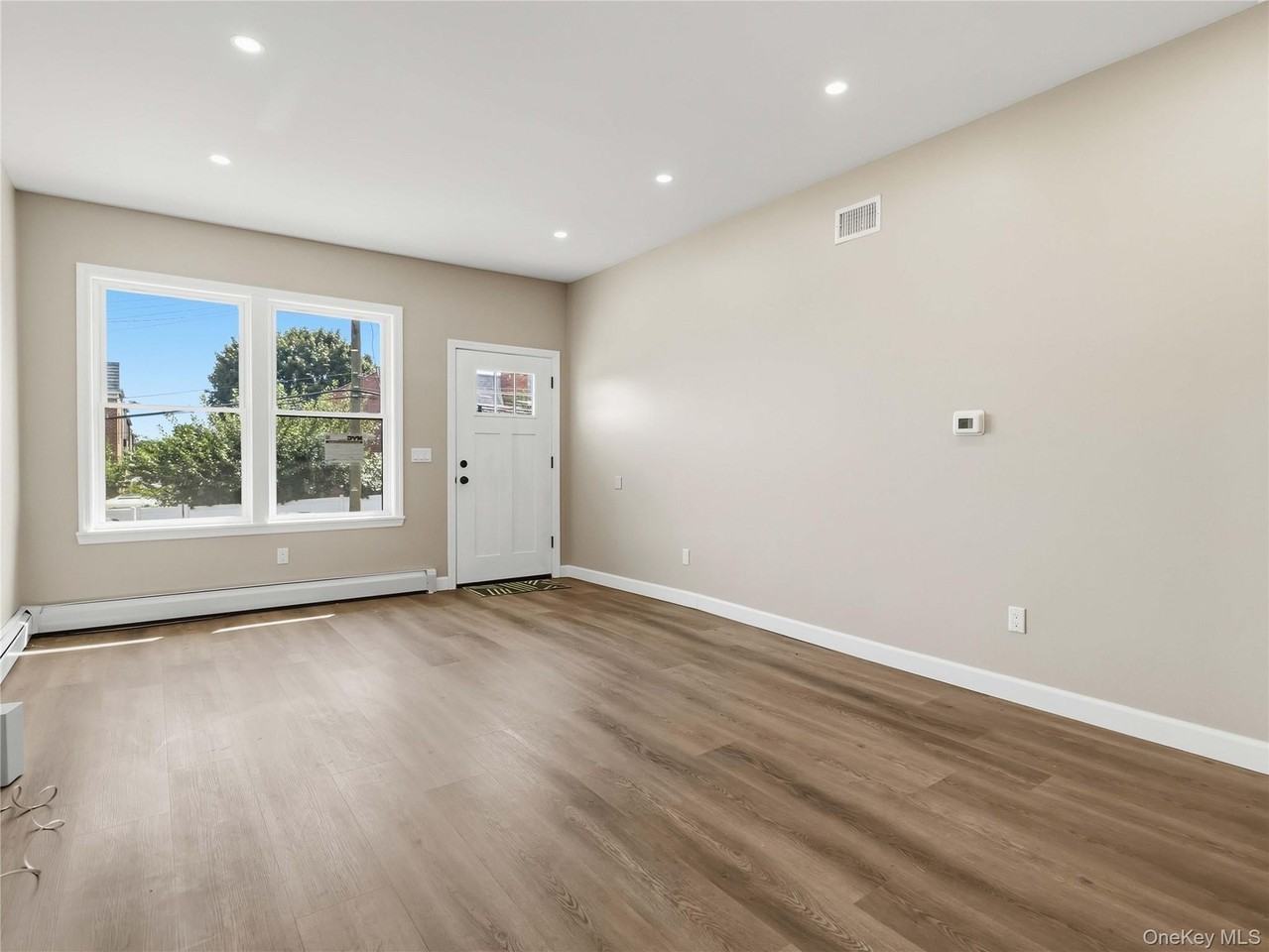 7813 58th Ave - Photo 6 of 23