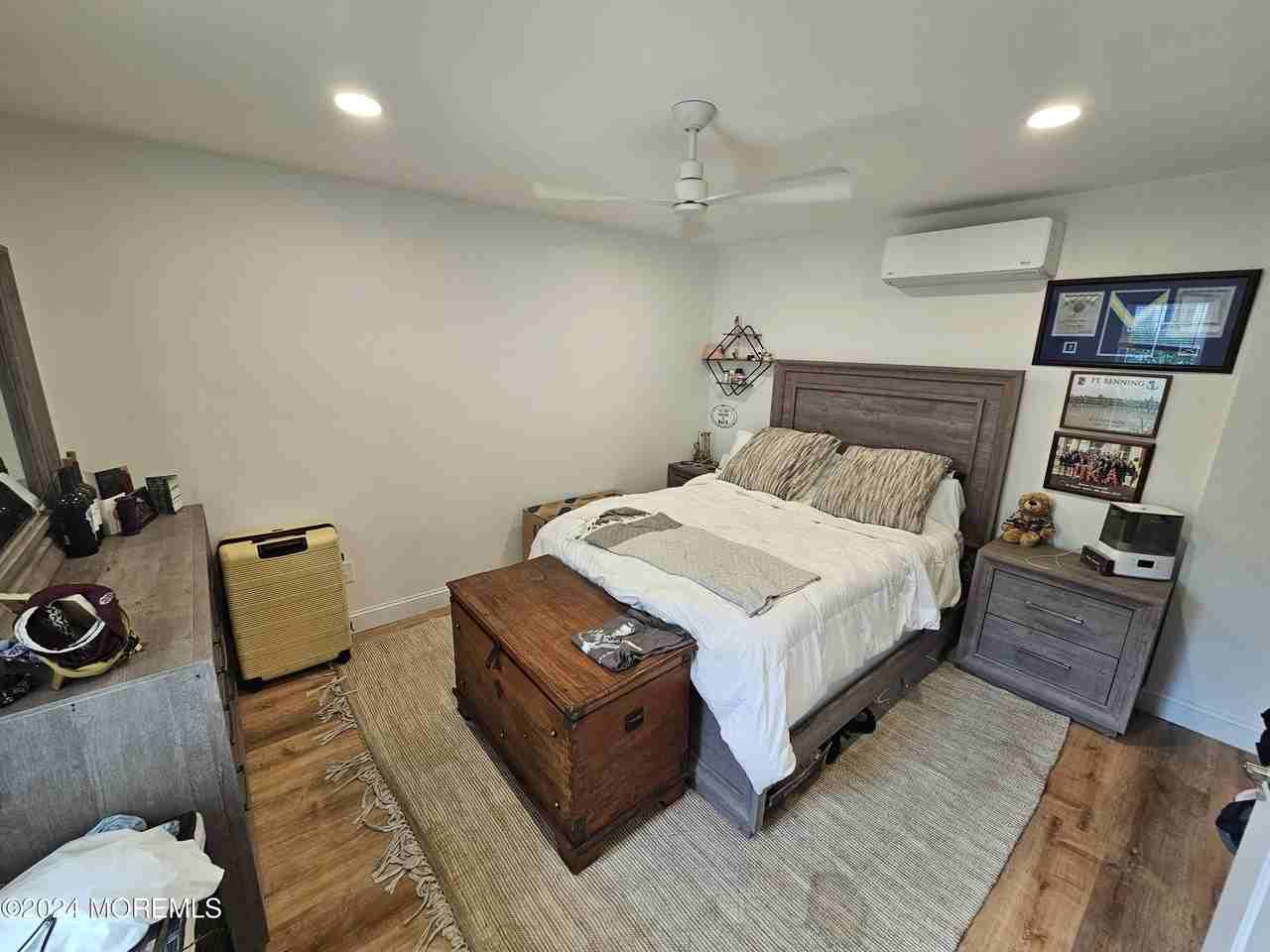 408 4th Ave #1 - Photo 4 of 8