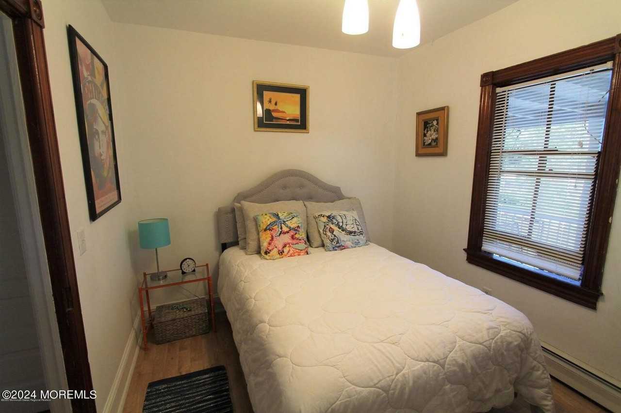 903 C St - Photo 6 of 12