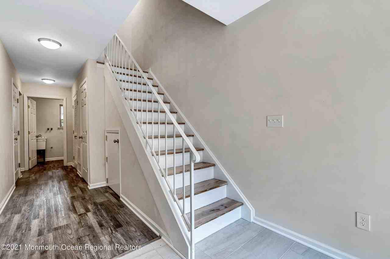 190 Spruce St #6 - Photo 2 of 22