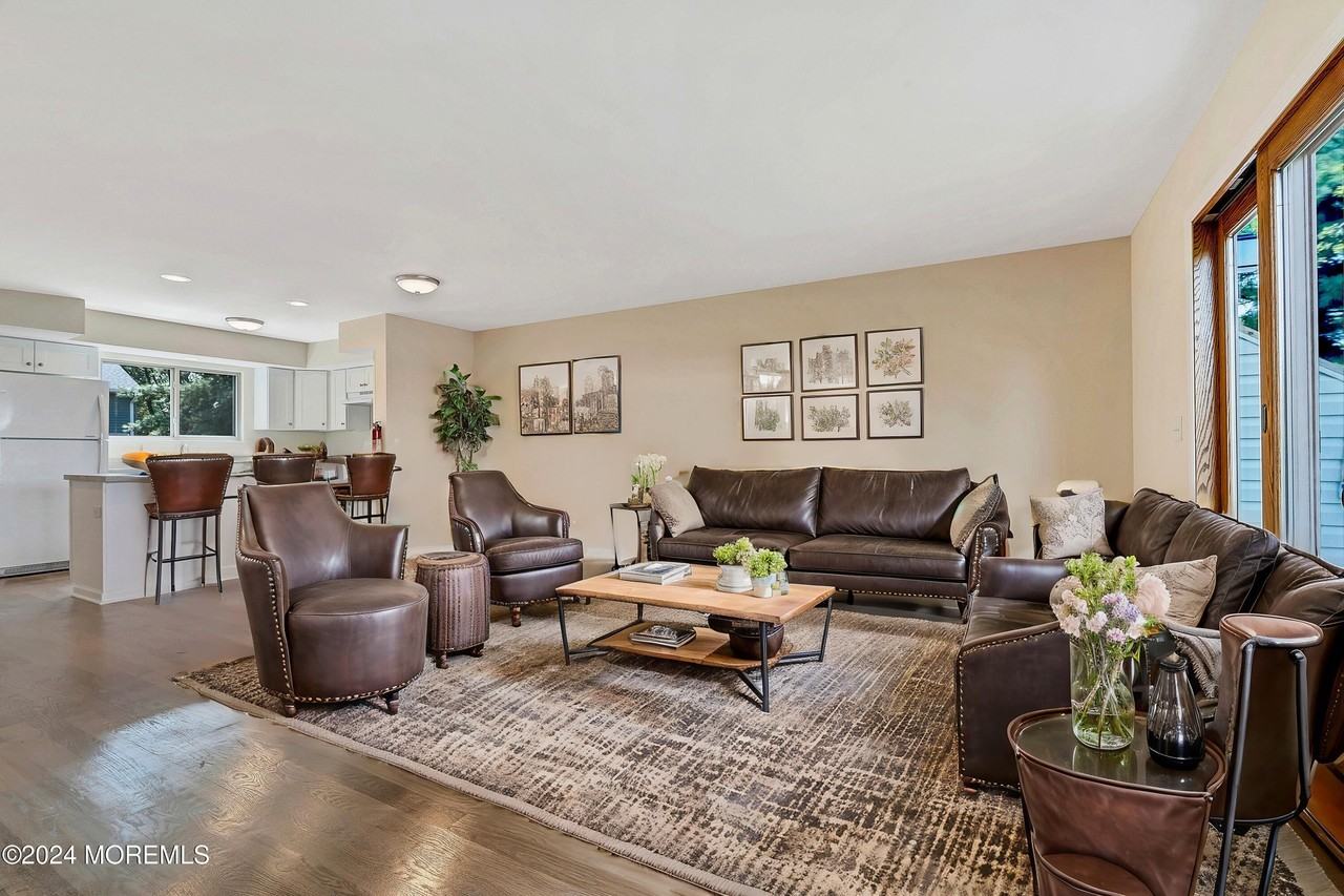 190 Spruce St #6 - Photo 4 of 22