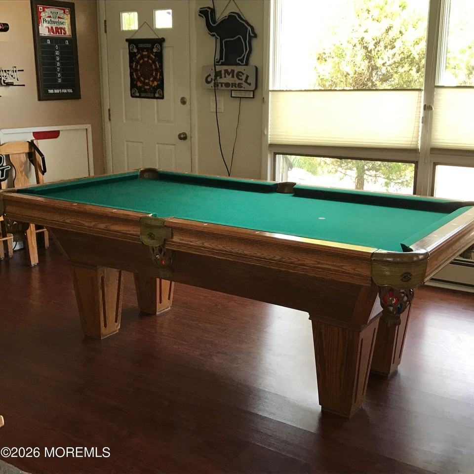 1821 Capstan Dr - Photo 3 of 15