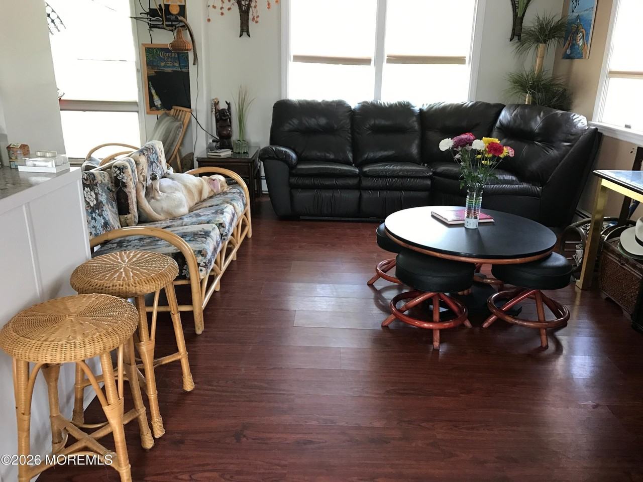 1821 Capstan Dr - Photo 4 of 15