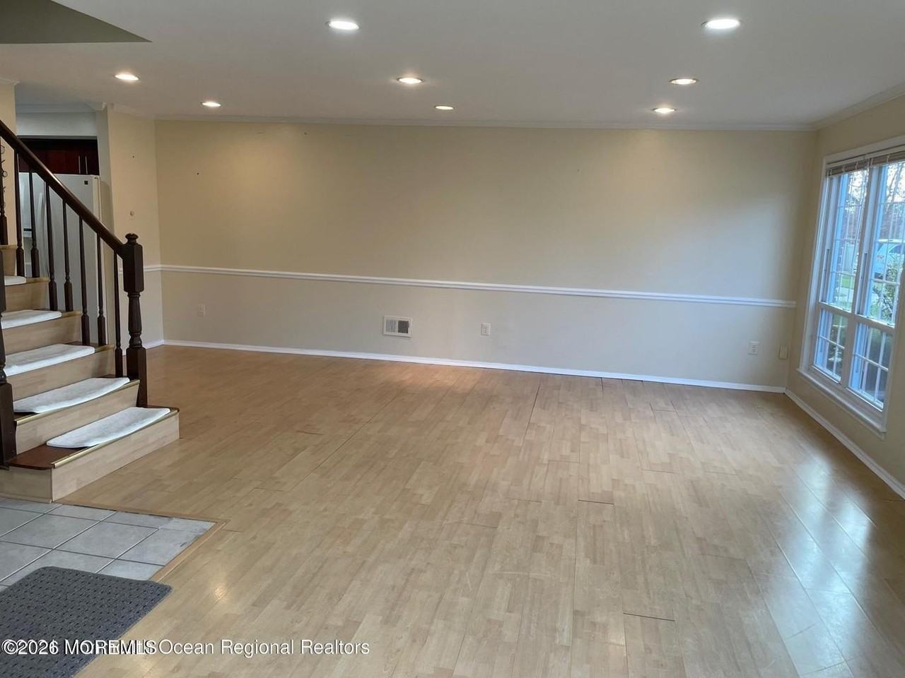 79 Dartmouth Pl - Photo 4 of 21