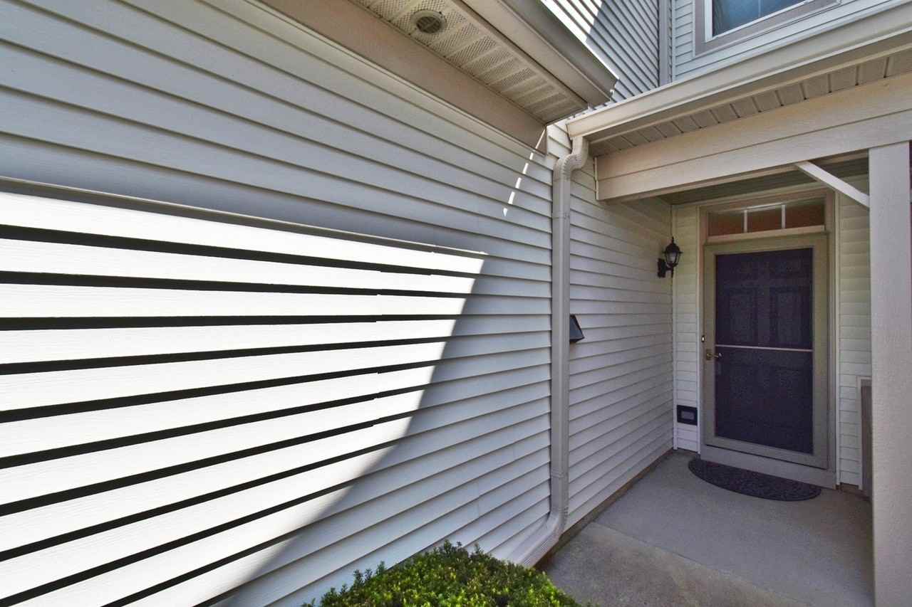 312 Fairmont Ct - Photo 2 of 27