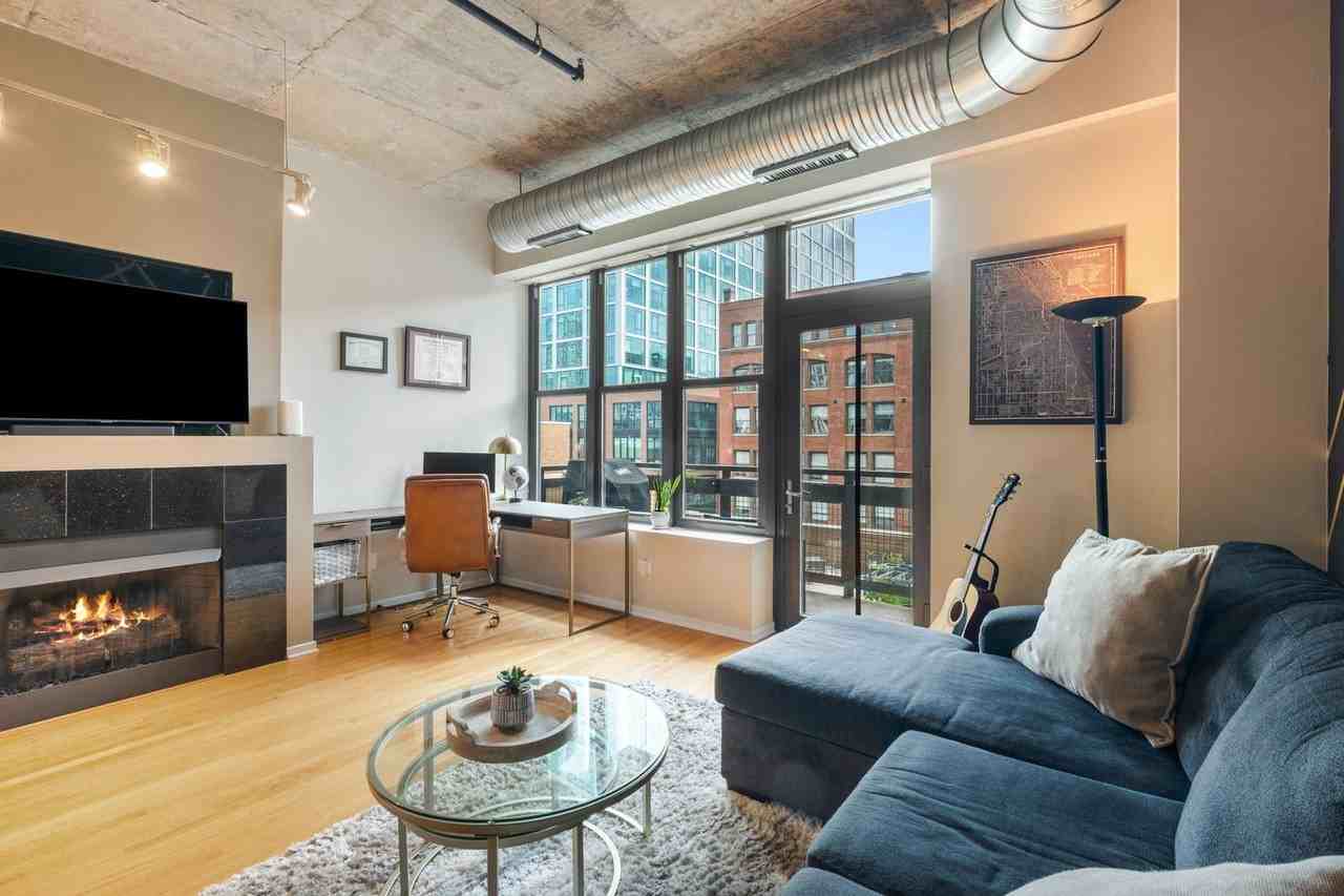 849 N Franklin St #515 - Photo 5 of 34