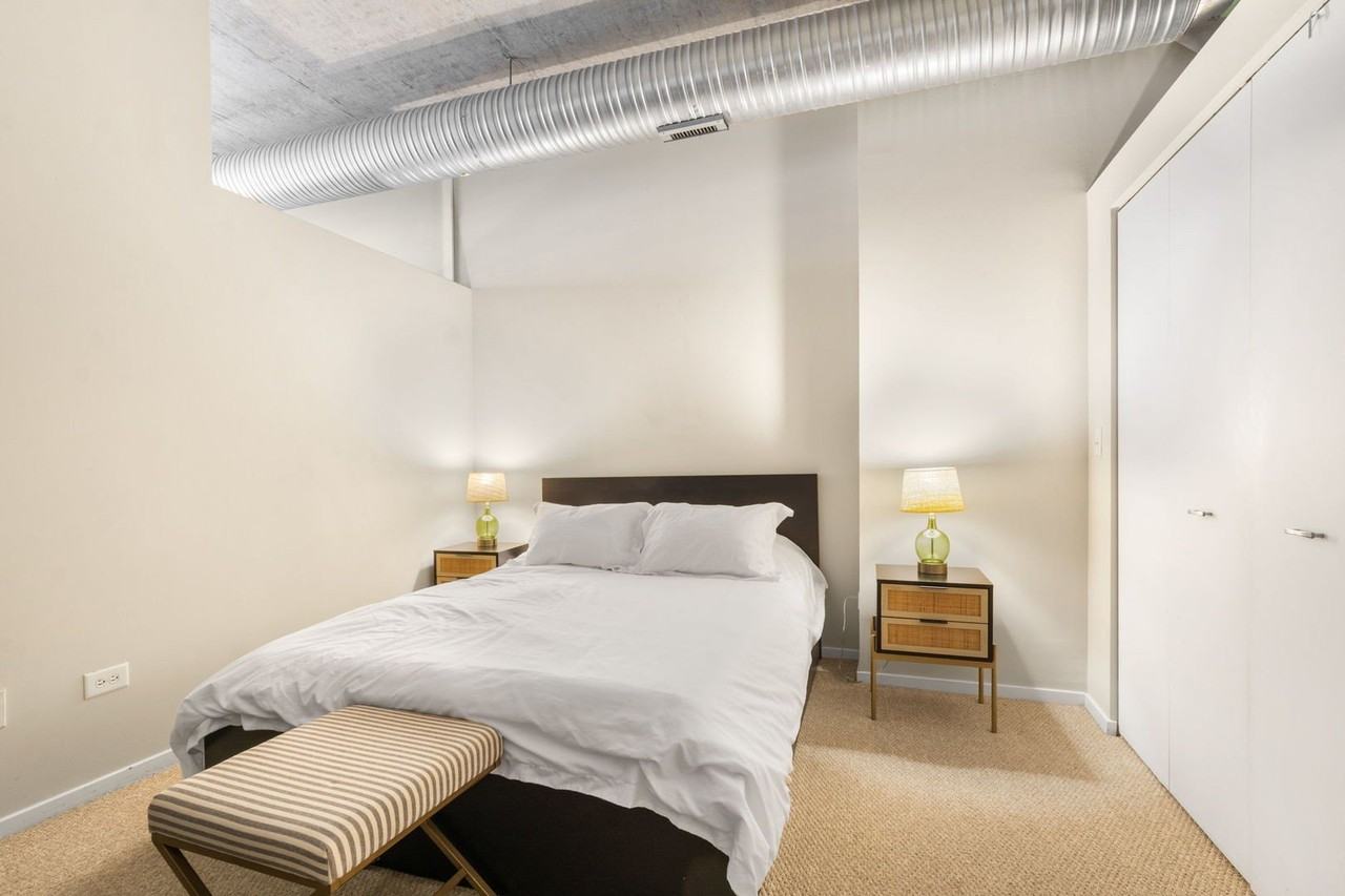 849 N Franklin St #515 - Photo 6 of 34