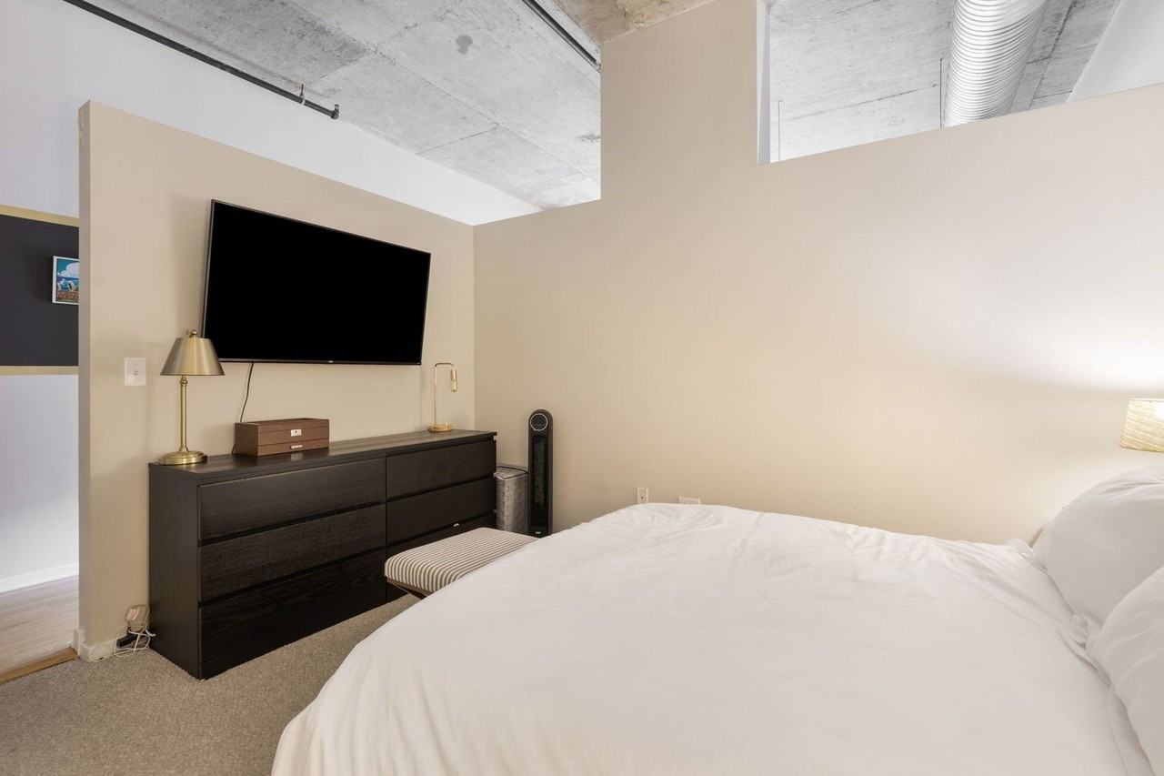 849 N Franklin St #515 - Photo 7 of 34