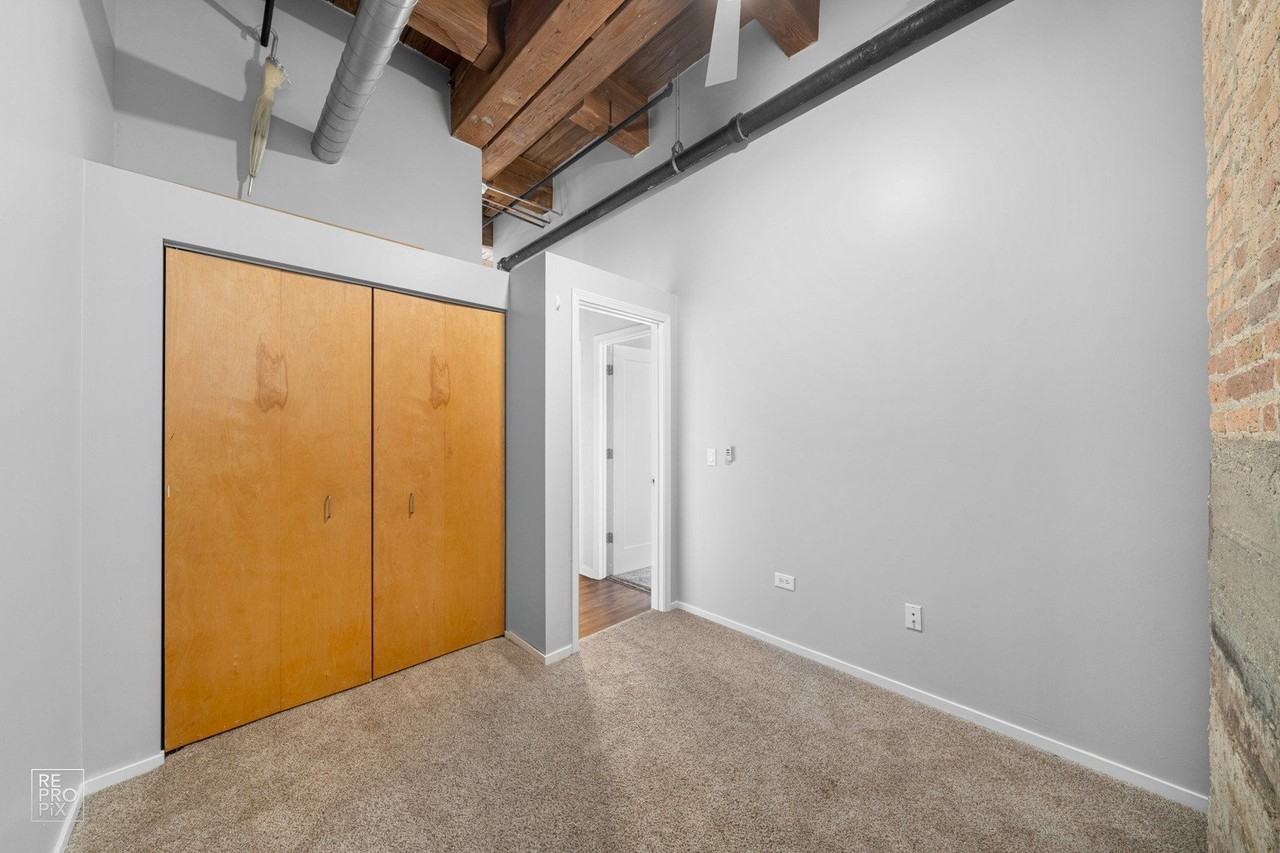 1500 W Monroe St #120 - Photo 7 of 8