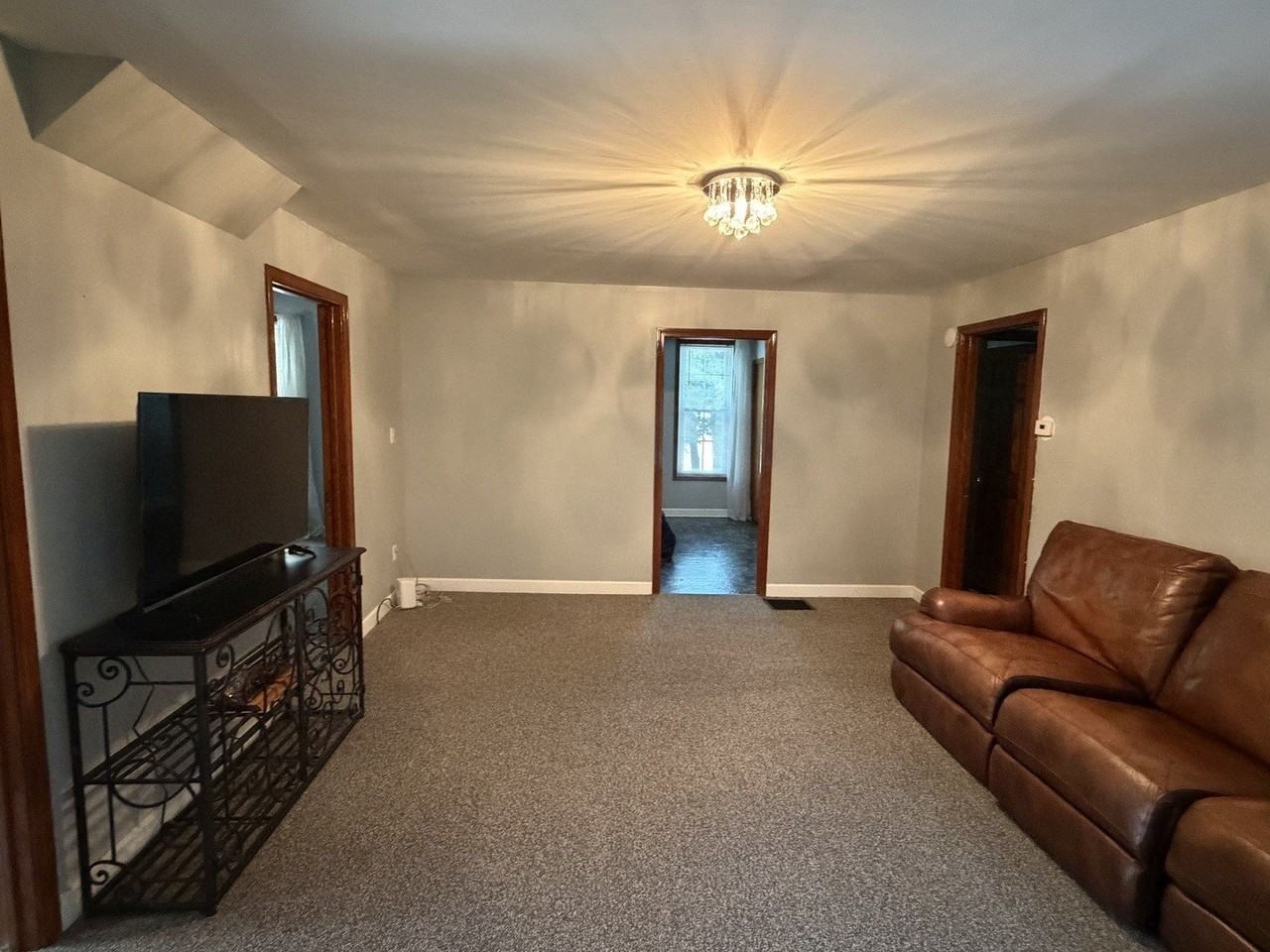 39 Leonard St #1 - Photo 6 of 17