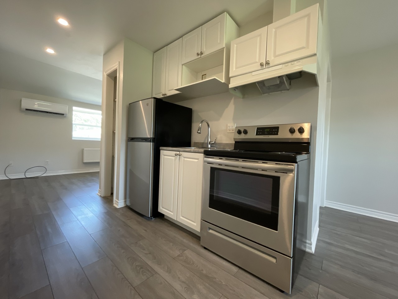 165 Dorset Street East - Photo 6 of 9