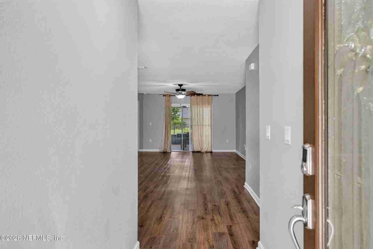 9909 Patriot Ridge Dr - Photo 5 of 39