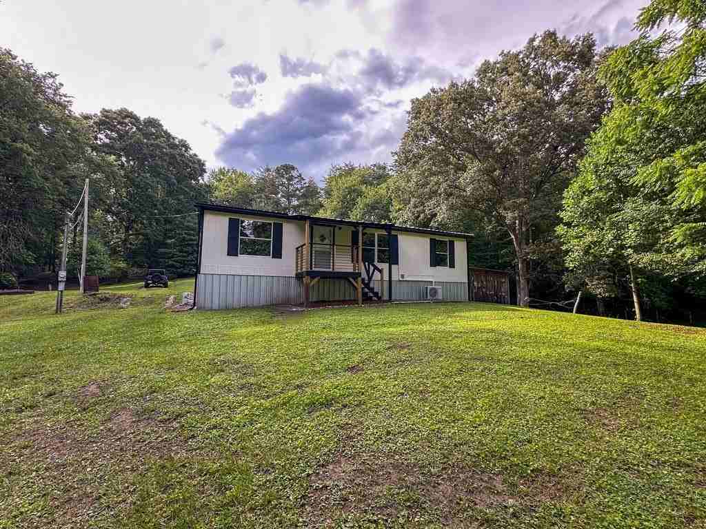 788 Trails End Rd - Photo 4 of 34