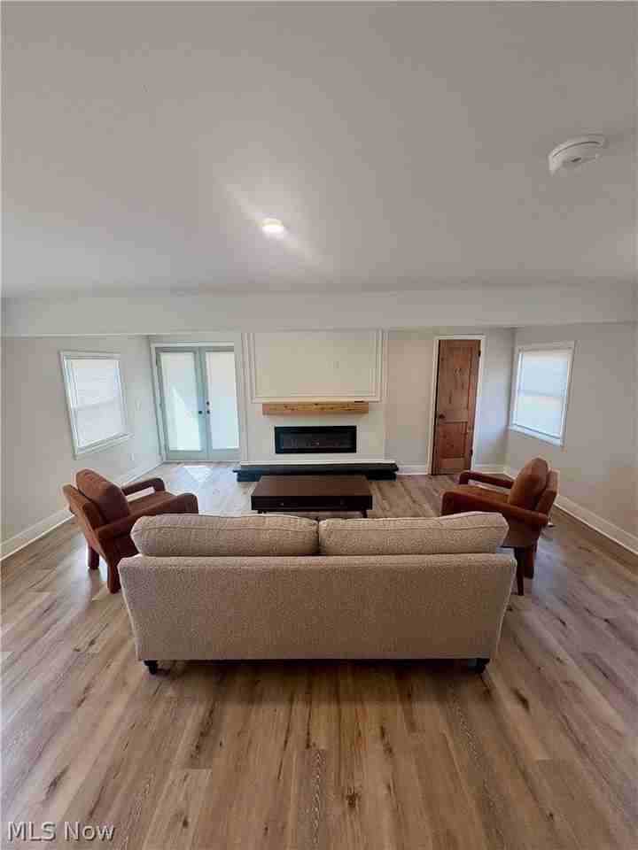 5180 Case Ave - Photo 2 of 12