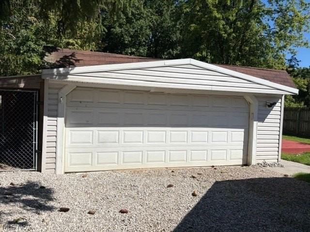 4837 Willowbrook Dr - Photo 4 of 28