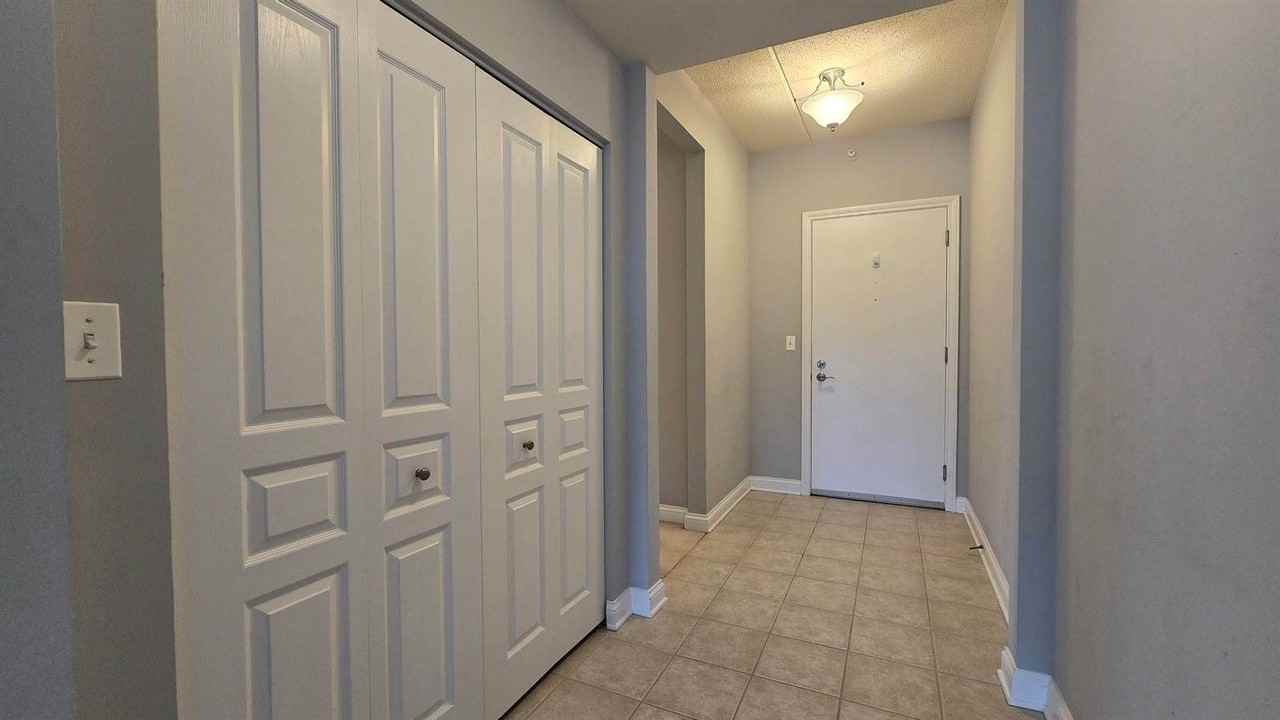 101 Pointe Dr - Photo 2 of 18