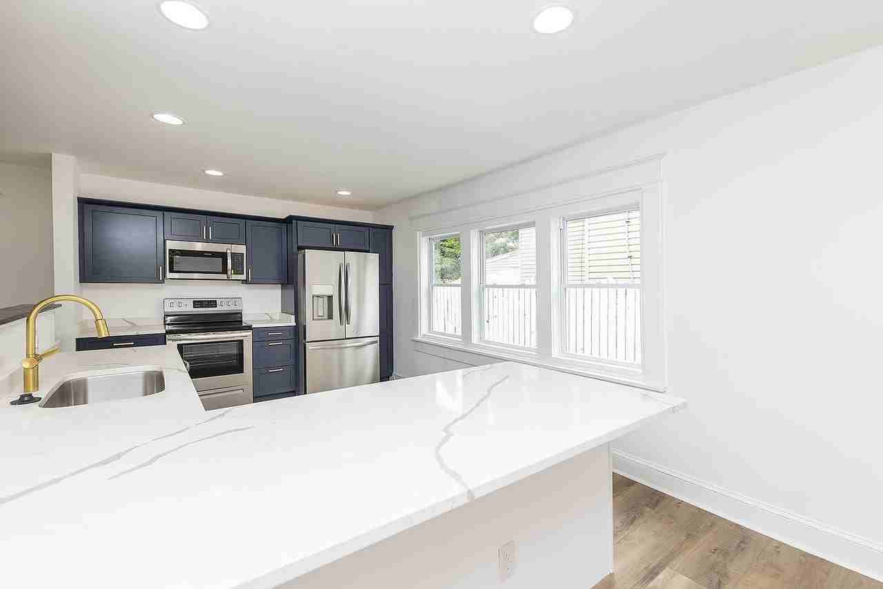 355 National Ave - Photo 6 of 46