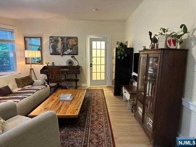 79 Valley Rd #B - Photo 5 of 25