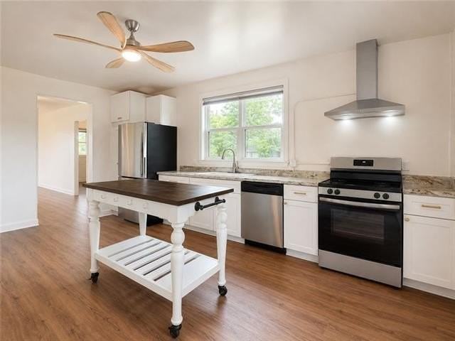 2001 Gordon St #A - Photo 4 of 15