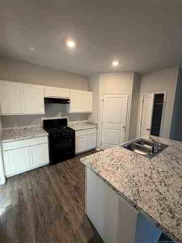 603 Christy Dr - Photo 5 of 16