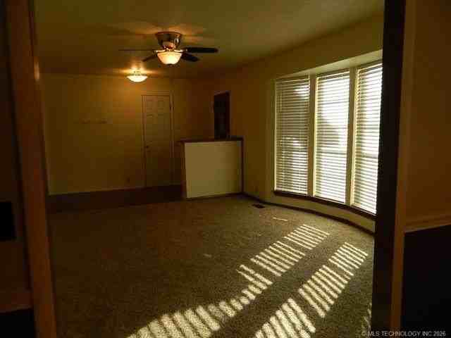 618 W Downing St - Photo 5 of 22