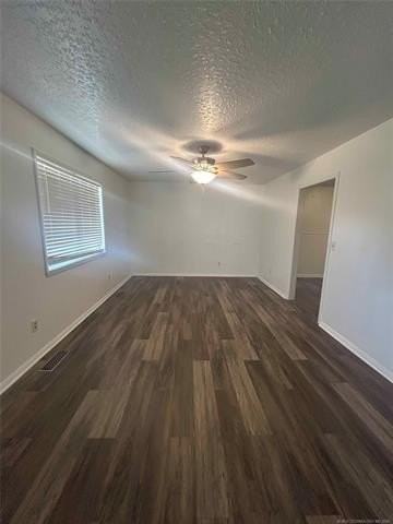 1305 E Shawnee St - Photo 3 of 12