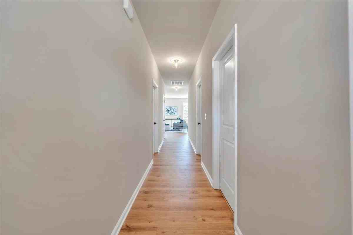 7379 Kings Pointe Dr - Photo 3 of 38