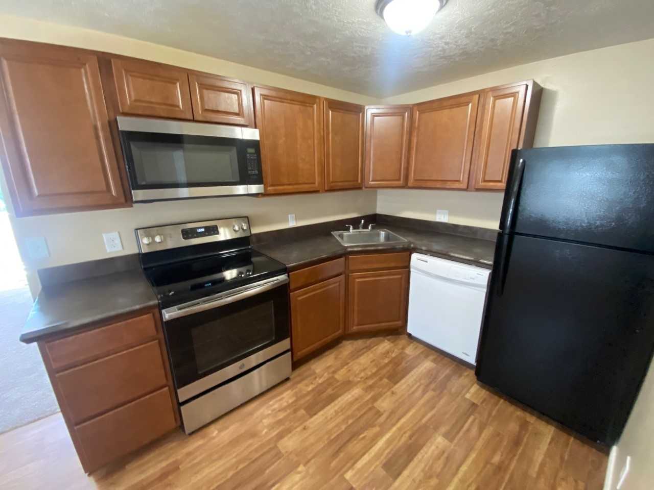 2182 Ws - Photo 2 of 10