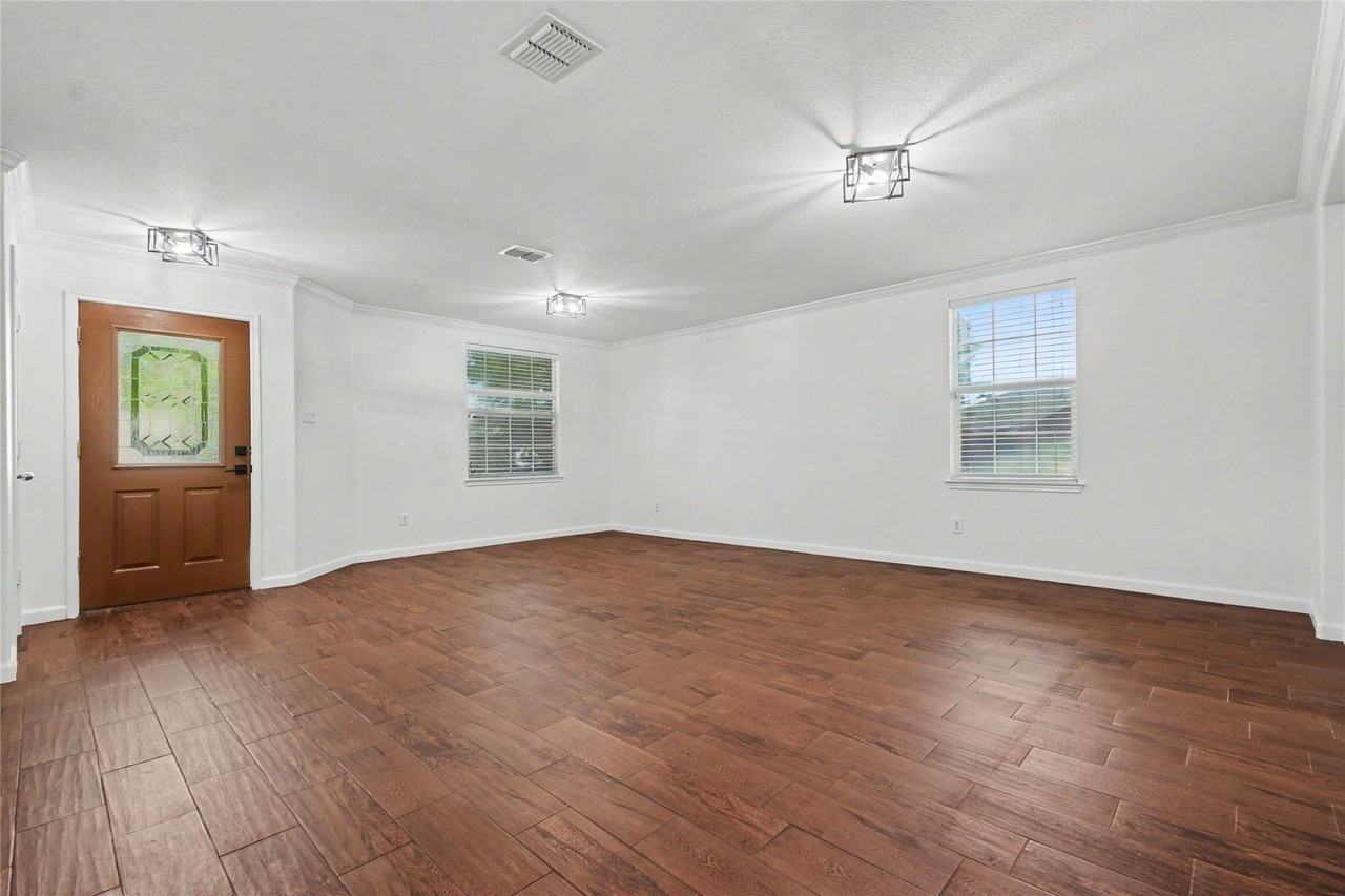 7429 Sienna Ridge Ln - Photo 4 of 23
