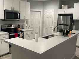 featured image of 3204 Henderson St
