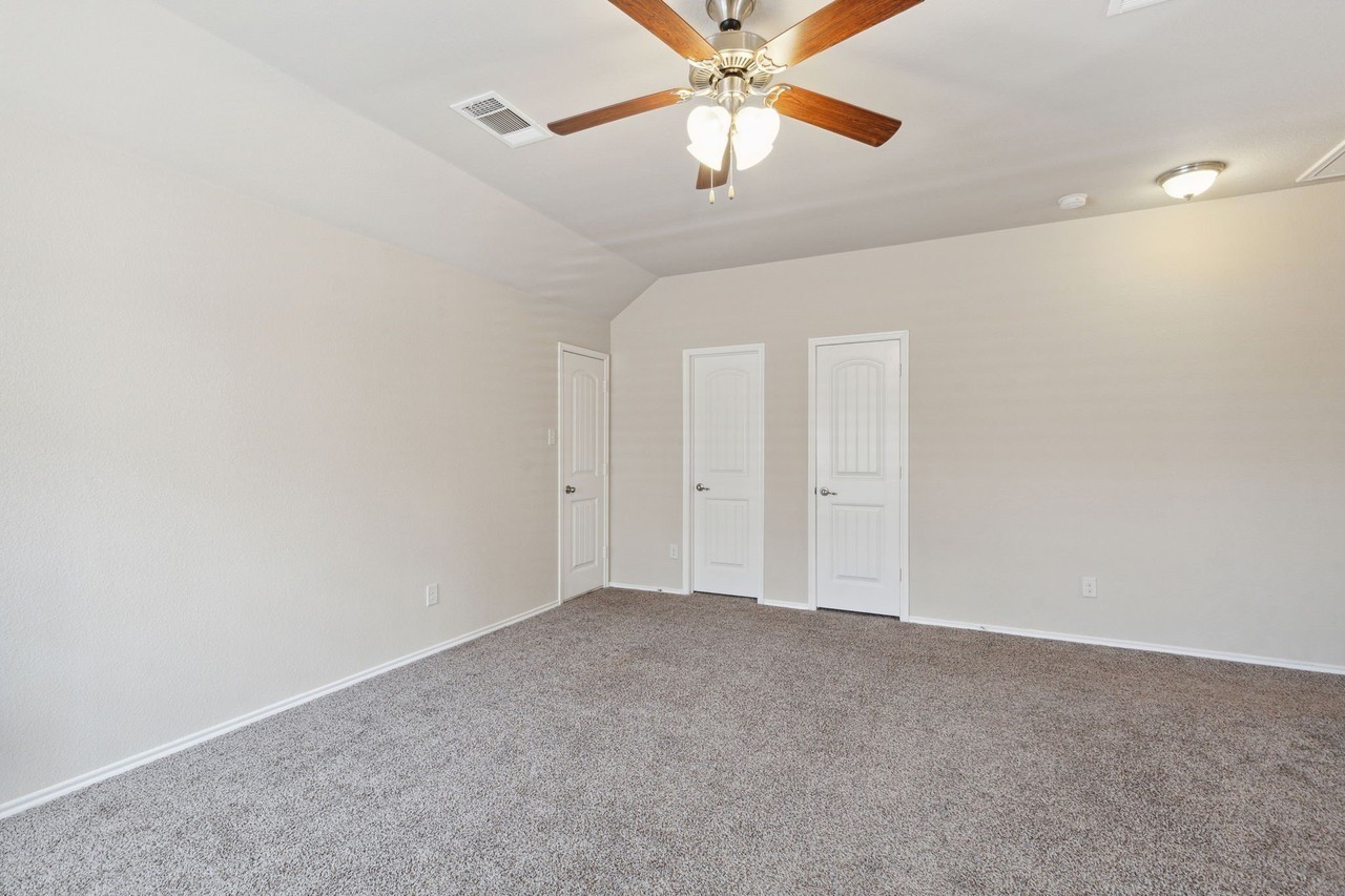 812 Gray Fox Dr - Photo 4 of 28