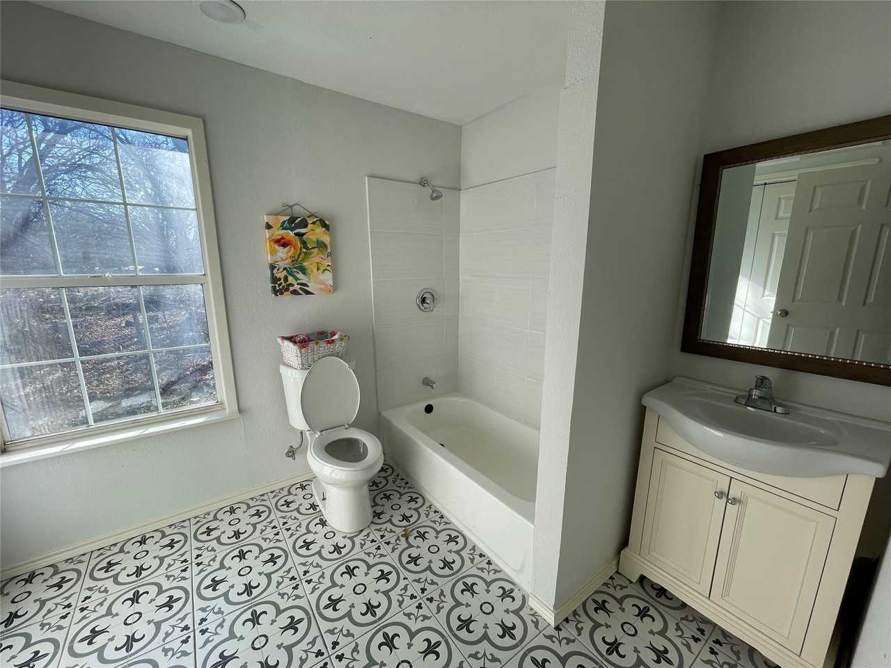 812 Sundance Dr - Photo 7 of 13