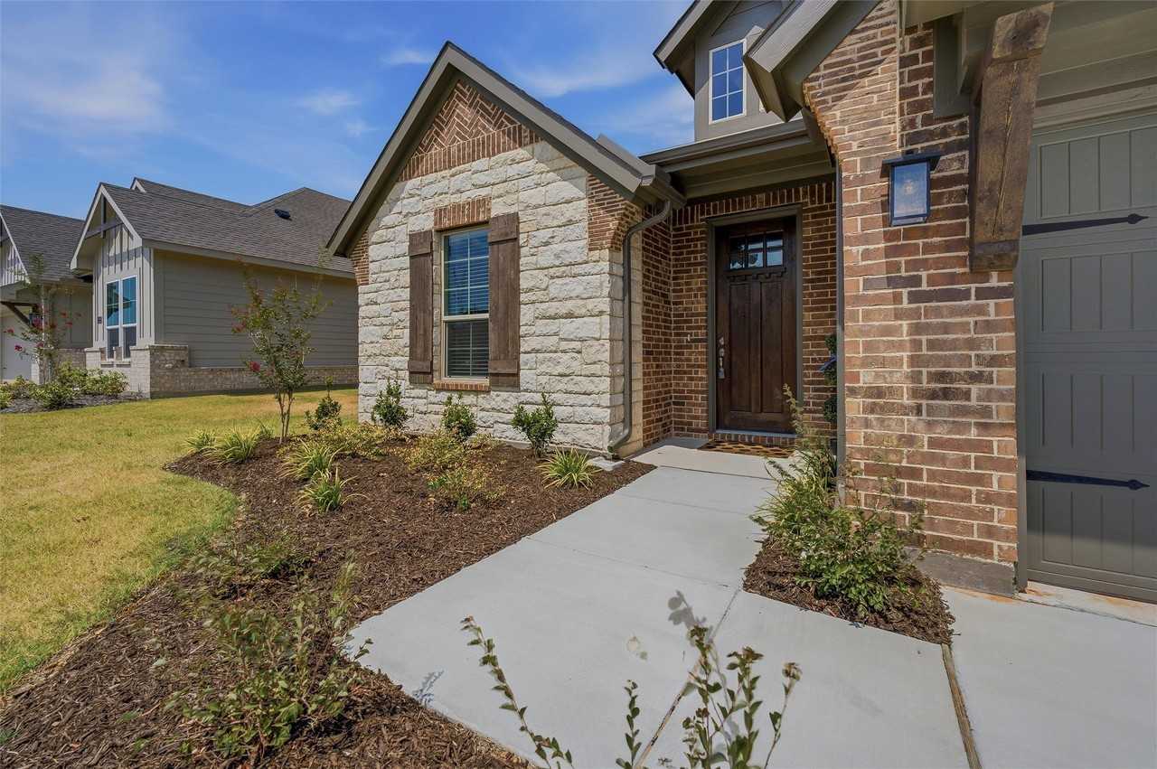 1229 Sabine River Ln - Photo 5 of 35