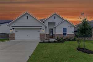 featured image of 1329 Frio Dr