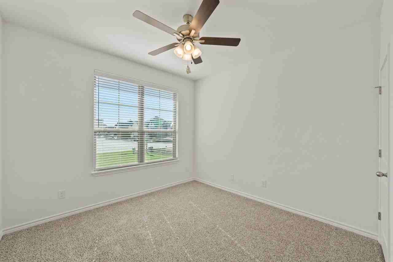 7228 Caladium Dr #1 - Photo 5 of 31