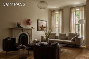 featured image of 601 Madison St #TH