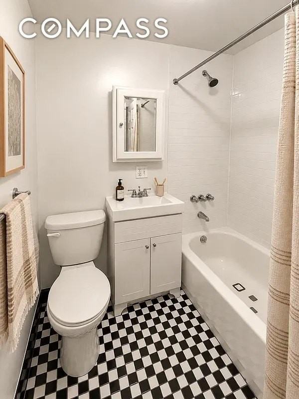 1102 Dean St #3 - Photo 4 of 4
