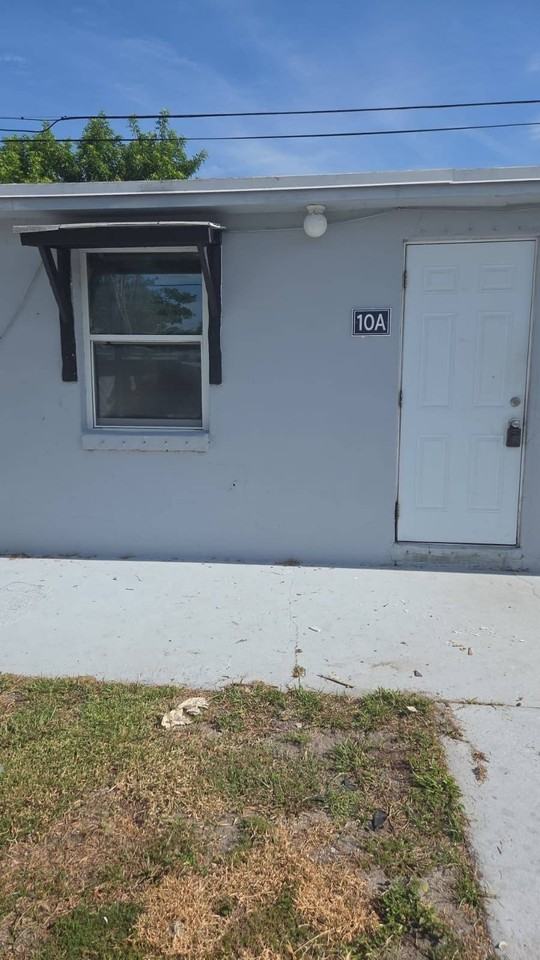 10 Pine Ridge Dr Unit A - Photo 2 of 7
