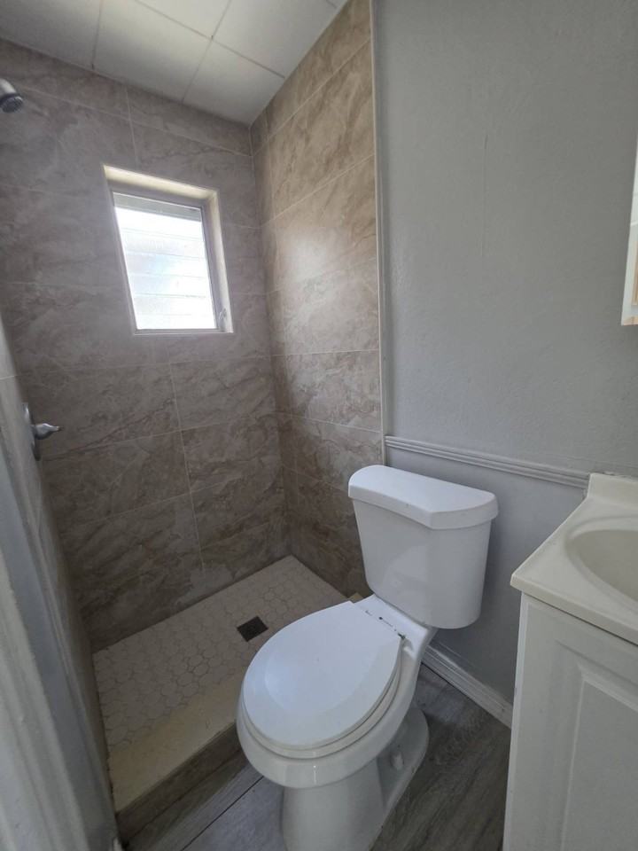 10 Pine Ridge Dr Unit A - Photo 6 of 7