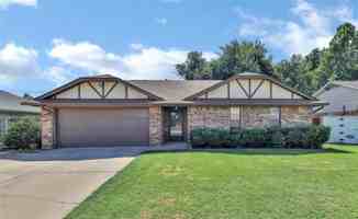 featured image of 512 N Morgan Dr