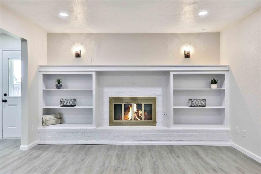 512 N Morgan Dr - Photo 7 of 40
