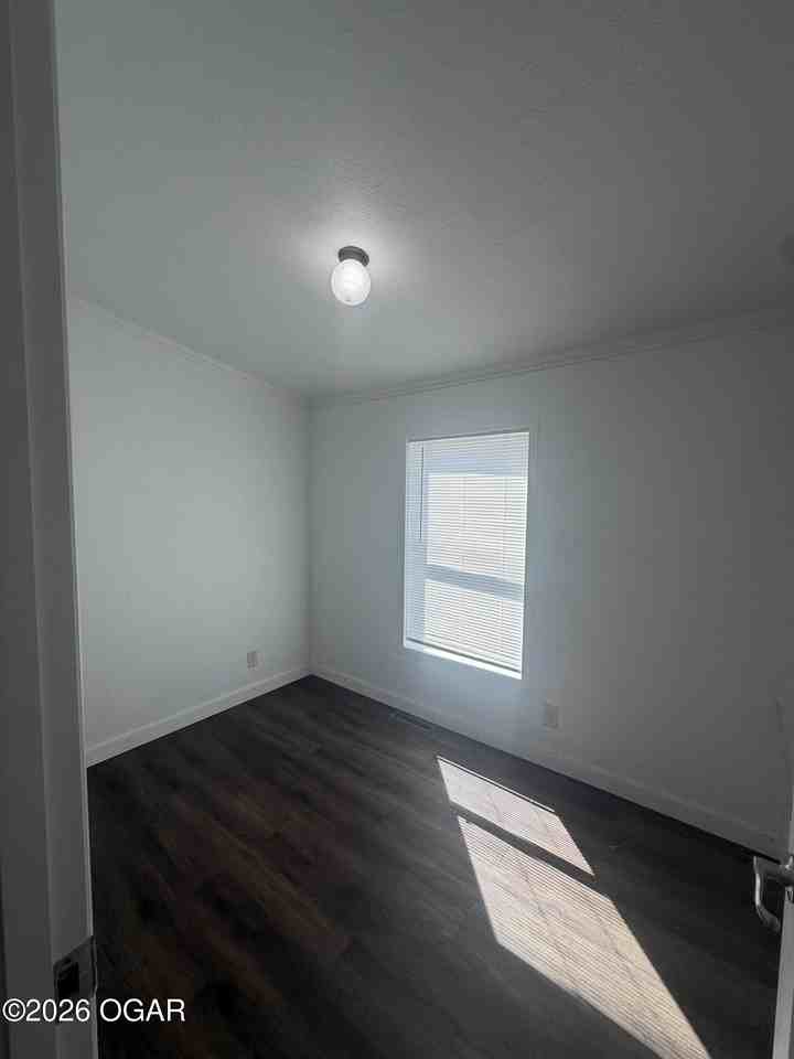 2331 S Joplin Ave - Photo 6 of 12