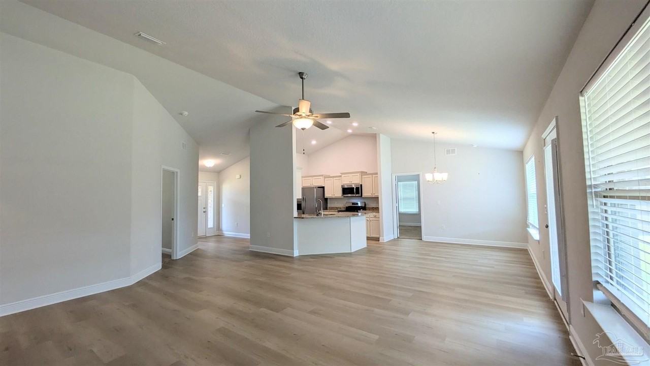 5669 Old Stone Blvd - Photo 5 of 28